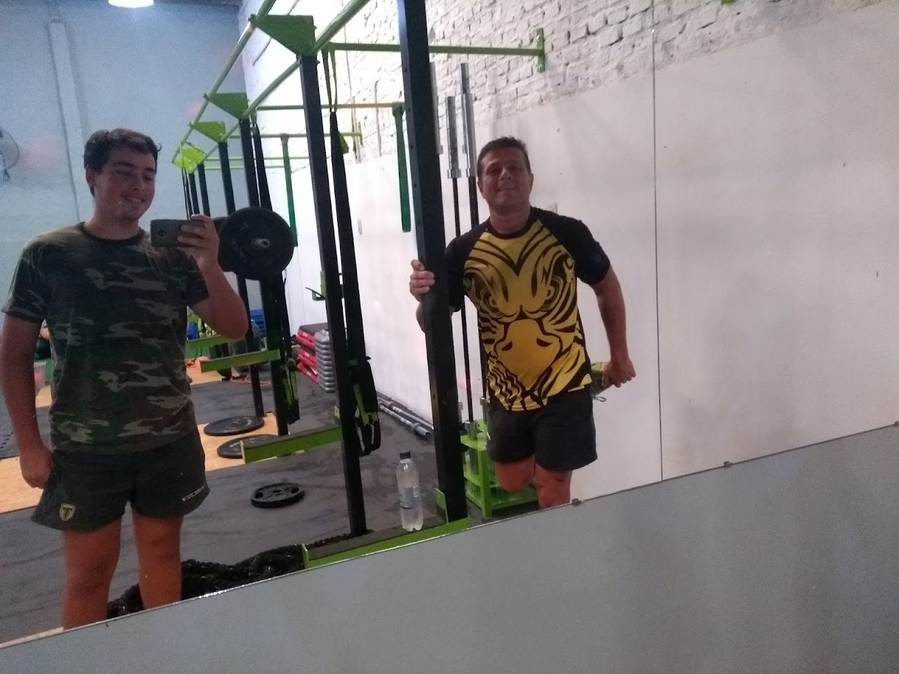 Interior del gimnasio CIEP Siempre Pozzitivo
